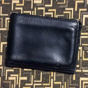 tumi tech wallet